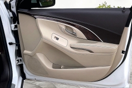 Used 2016  Buick LaCrosse 4d Sedan Leather V6 at Carrikers Auto Outlet near Oskaloosa&comma; IA