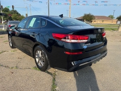 Used 2020  Kia Optima 4d Sedan LX at Carrikers Auto Outlet near Oskaloosa&comma; IA