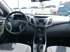 Used 2014 Hyundai Elantra 4d Sedan SE Auto at Carrikers Auto Outlet near Oskaloosa, IA