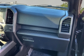 Used 2018  Ford F-150 4WD SuperCrew XLT 5 1&sol;2 at Carrikers Auto Outlet near Oskaloosa&comma; IA