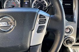 Used 2018  Nissan Titan 4WD Crew Cab SL at Carrikers Auto Outlet near Oskaloosa&comma; IA