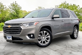  2018 Chevrolet Traverse 4d SUV AWD Premier at Carrikers Auto Outlet near Oskaloosa&comma; IA