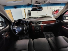 Used 2012  Chevrolet Suburban 2500 SUV 4WD LS at Carrikers Auto Outlet near Oskaloosa&comma; IA