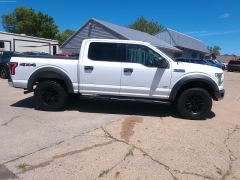 Used 2016 Ford F-150 4WD SuperCrew XLT 5 1/2 at Carrikers Auto Outlet near Oskaloosa, IA