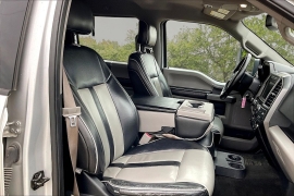 Used 2017  Ford F-150 4WD SuperCab XLT at Carrikers Auto Outlet near Oskaloosa&comma; IA