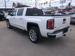 Used 2016 GMC Sierra 1500 4WD Crew Cab Denali at Carrikers Auto Outlet near Oskaloosa, IA