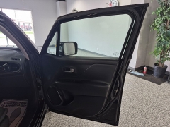 Used 2019  Jeep Renegade 4d SUV 4WD Latitude Altitude at Carrikers Auto Outlet near Oskaloosa&comma; IA