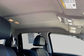 Used 2018  Nissan Titan 4WD Crew Cab SL at Carrikers Auto Outlet near Oskaloosa&comma; IA