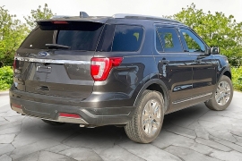 Used 2019  Ford Explorer 4d SUV FWD XLT V6 at Carrikers Auto Outlet near Oskaloosa&comma; IA