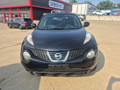 Used 2013  Nissan Juke 4d SUV AWD SL at Carrikers Auto Outlet near Oskaloosa&comma; IA