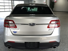Used 2016  Ford Taurus 4d Sedan SEL V6 at Carrikers Auto Outlet near Oskaloosa&comma; IA