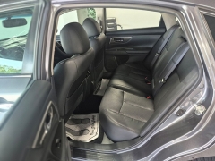 Used 2015  Nissan Altima 4d Sedan SL 2&period;5L at Carrikers Auto Outlet near Oskaloosa&comma; IA