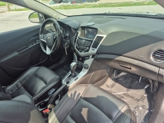 Used 2014  Chevrolet Cruze 4d Sedan LT2 AT at Carrikers Auto Outlet near Oskaloosa&comma; IA
