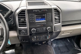 Used 2015  Ford F-150 4WD Supercrew XLT 5 1&sol;2 at Carrikers Auto Outlet near Oskaloosa&comma; IA