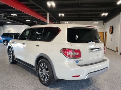 Used 2017  Nissan Armada 4d SUV AWD Platinum at Carrikers Auto Outlet near Oskaloosa&comma; IA