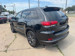 Used 2018  Jeep Grand Cherokee 4d SUV 4WD Overland V6 High Altitude at Carrikers Auto Outlet near Oskaloosa&comma; IA