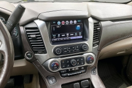 Used 2016  Chevrolet Suburban 4d SUV 4WD LT at Carrikers Auto Outlet near Oskaloosa&comma; IA