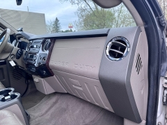 Used 2010  Ford Super Duty F-250 4WD Supercab Lariat at Carrikers Auto Outlet near Oskaloosa&comma; IA