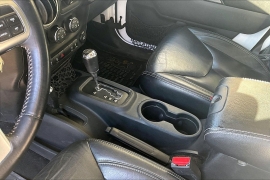 Used 2016  Jeep Wrangler Unlimited 4d Convertible Rubicon at Carrikers Auto Outlet near Oskaloosa&comma; IA