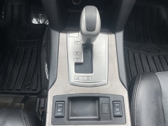 Used 2011  Subaru Outback 4d SUV i Limited Moonroof&sol;Nav at Carrikers Auto Outlet near Oskaloosa&comma; IA