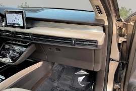 Used 2021  Lincoln Corsair Standard AWD at Carrikers Auto Outlet near Oskaloosa&comma; IA