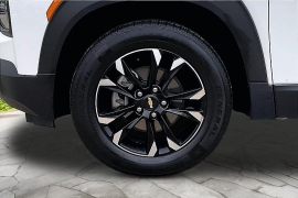 Used 2023  Chevrolet Trailblazer AWD 4dr LT at Carrikers Auto Outlet near Oskaloosa&comma; IA