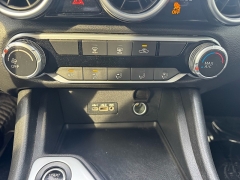 Used 2022  Nissan Sentra SV CVT at Carrikers Auto Outlet near Oskaloosa&comma; IA
