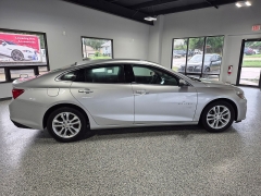 Used 2016  Chevrolet Malibu 4d Sedan LT w&sol;1LT at Carrikers Auto Outlet near Oskaloosa&comma; IA