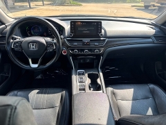 Used 2019  Honda Accord Hybrid 4d Sedan EX-L at Carrikers Auto Outlet near Oskaloosa&comma; IA