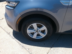 Used 2022 Kia Sorento LX FWD at Carrikers Auto Outlet near Oskaloosa, IA
