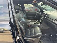 Used 2018  Jeep Grand Cherokee 4d SUV 4WD Overland V6 High Altitude at Carrikers Auto Outlet near Oskaloosa&comma; IA