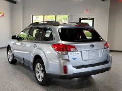 Used 2013  Subaru Outback 4d SUV i Premium CVT PZEV at Carrikers Auto Outlet near Oskaloosa&comma; IA