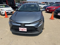 Used 2020  Toyota Corolla 4d Sedan LE at Carrikers Auto Outlet near Oskaloosa&comma; IA