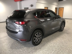 Used 2018  Mazda CX-5 4d SUV FWD Grand Touring at Carrikers Auto Outlet near Oskaloosa&comma; IA