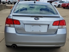 Used 2012  Subaru Legacy 4d Sedan i Limited at Carrikers Auto Outlet near Oskaloosa&comma; IA