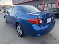 Used 2009  Toyota Corolla 4d Sedan LE at Carrikers Auto Outlet near Oskaloosa&comma; IA