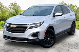  2022 Chevrolet Equinox AWD 4dr LT w&sol;1LT at Carrikers Auto Outlet near Oskaloosa&comma; IA