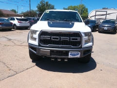 Used 2016 Ford F-150 4WD SuperCrew XLT 5 1/2 at Carrikers Auto Outlet near Oskaloosa, IA
