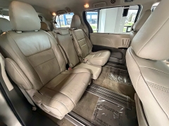 Used 2016  Toyota Sienna 4d Wagon XLE 7-Pass w&sol;Auto Access Seat at Carrikers Auto Outlet near Oskaloosa&comma; IA