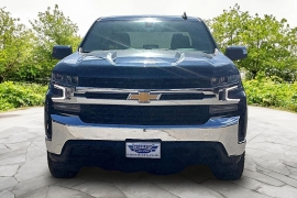 Used 2021  Chevrolet Silverado 1500 4WD Crew Cab 147" LT at Carrikers Auto Outlet near Oskaloosa&comma; IA