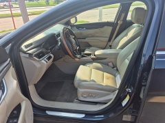 Used 2013  Cadillac XTS 4d Sedan at Carrikers Auto Outlet near Oskaloosa&comma; IA