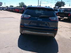 Used 2019 Jeep Cherokee 4d SUV 4WD Limited 3.2L at Carrikers Auto Outlet near Oskaloosa, IA