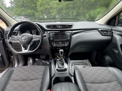 Used 2022  Nissan Rogue Sport AWD SV at Carrikers Auto Outlet near Oskaloosa&comma; IA