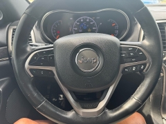 Used 2018  Jeep Grand Cherokee 4d SUV 4WD Overland V6 High Altitude at Carrikers Auto Outlet near Oskaloosa&comma; IA
