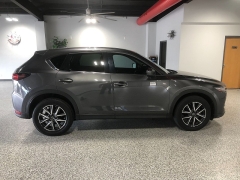 Used 2018  Mazda CX-5 4d SUV FWD Grand Touring at Carrikers Auto Outlet near Oskaloosa&comma; IA