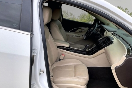 Used 2016  Buick LaCrosse 4d Sedan Leather V6 at Carrikers Auto Outlet near Oskaloosa&comma; IA