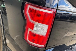 Used 2018  Ford F-150 4WD SuperCab XLT at Carrikers Auto Outlet near Oskaloosa&comma; IA