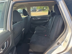 Used 2016  Nissan Rogue 4d SUV AWD S at Carrikers Auto Outlet near Oskaloosa&comma; IA