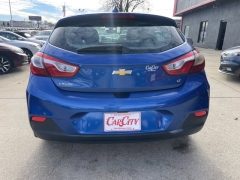 Used 2017  Chevrolet Cruze 4d Hatchback LT Auto at Carrikers Auto Outlet near Oskaloosa&comma; IA