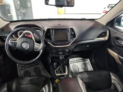 Used 2018  Jeep Cherokee 4d SUV 4WD Limited V6 at Carrikers Auto Outlet near Oskaloosa&comma; IA